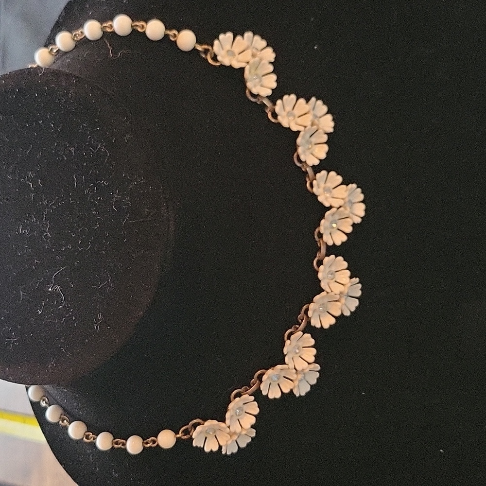 Vintage Floral Necklace